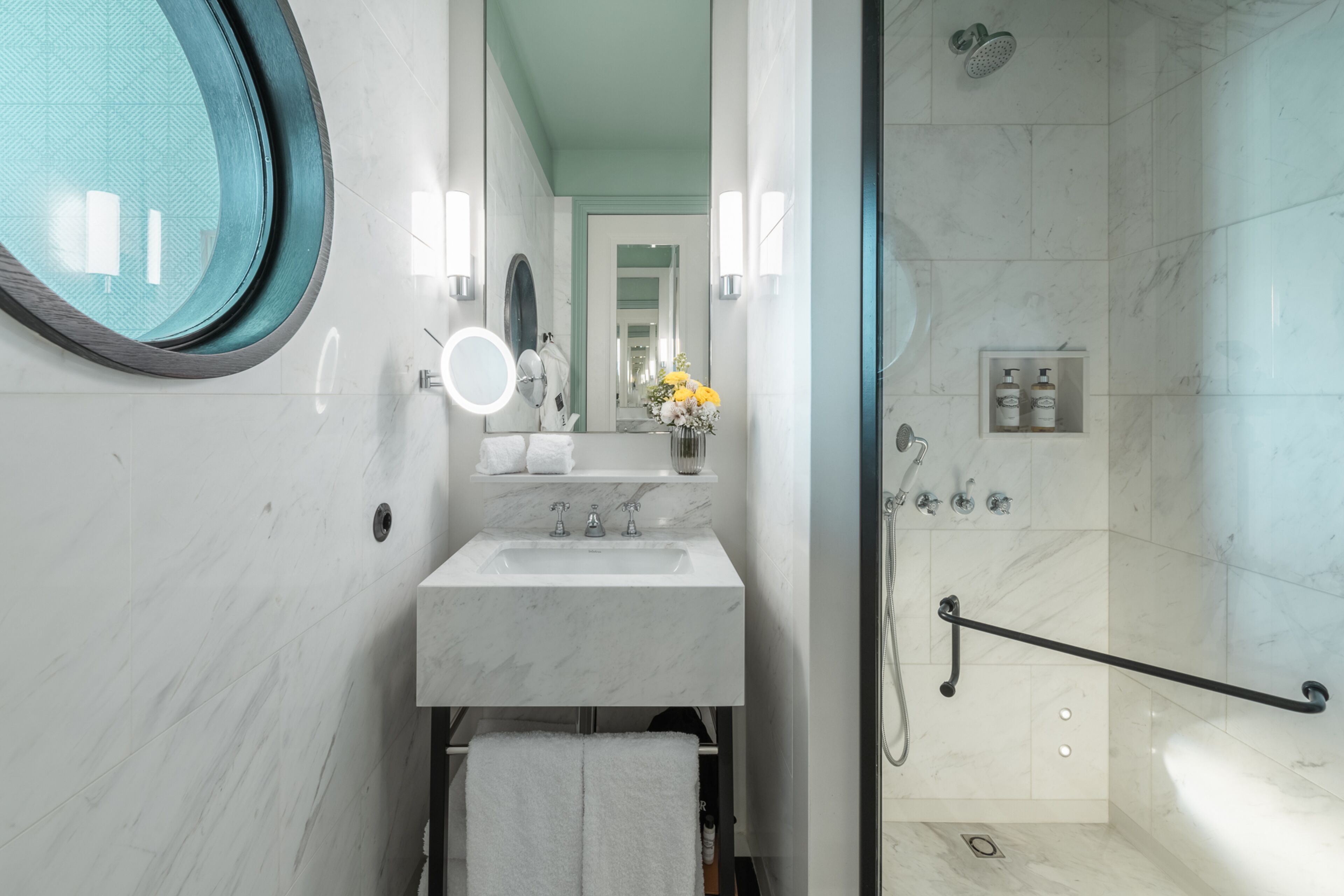 double room with aliados view | bathroom | hair dryer, bathrobes, slippers, towels