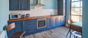 Host & Stay | Turnstone