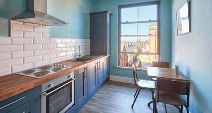 Host & Stay | Turnstone