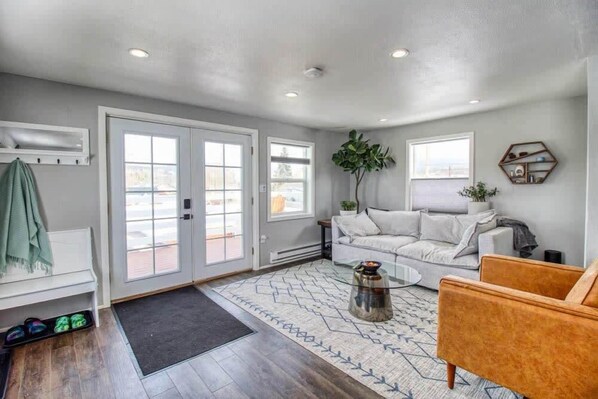 Een televisie, een open haard, een videogameconsole en Netflix