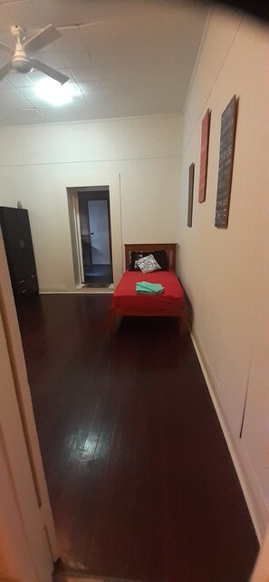 5 bedrooms