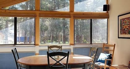 Bright and Airy Condo, Sleeps 4! - Creekside #103 by Bear Valley Vacation Rentals