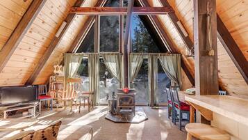 ู
ูุฒู - ูฃ ุบุฑู ููู
| ุบุฑูุฉ ุงูู
ุนูุดุฉ | ุชููุฒููู ุฐูู