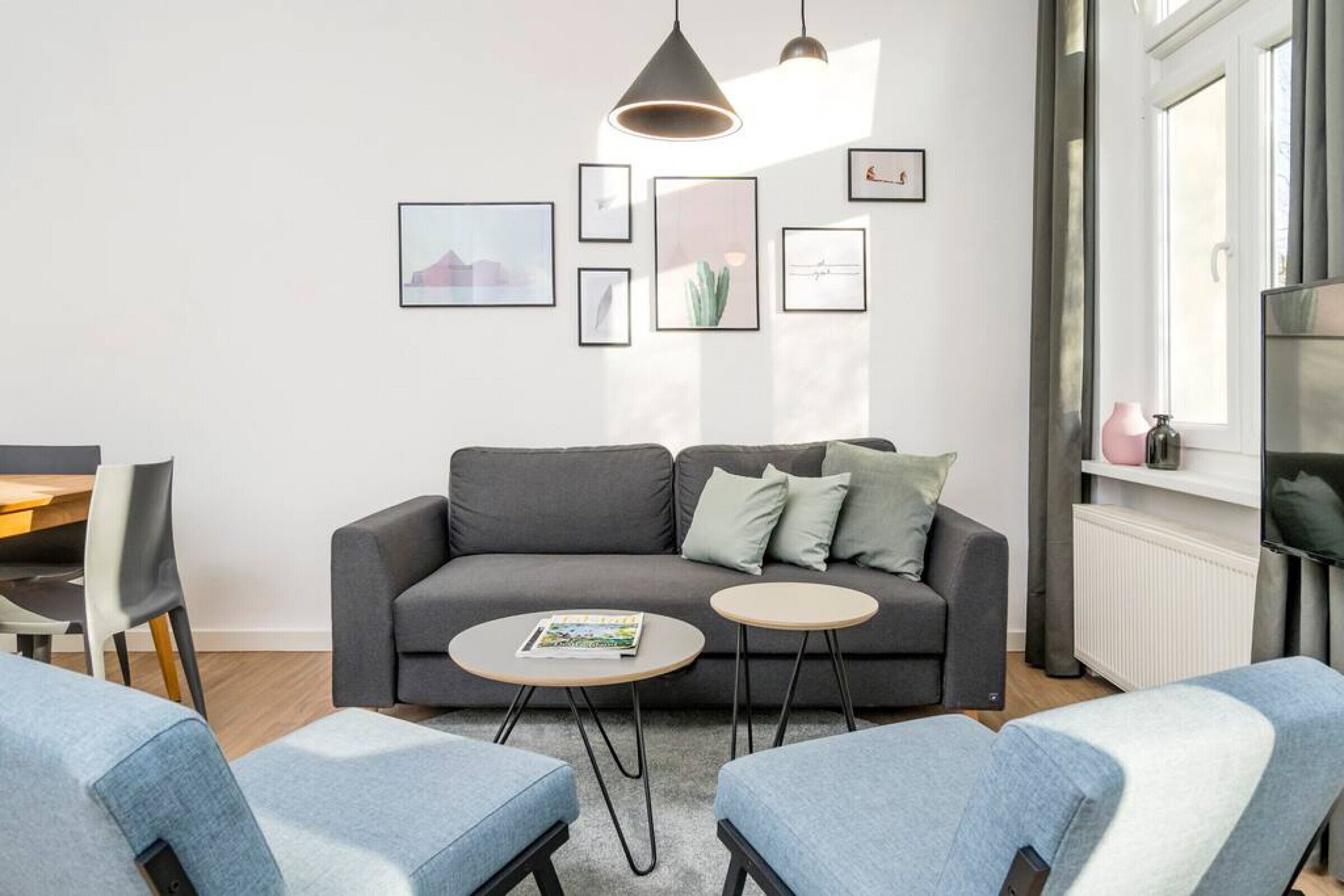 2-Bedroom Apartment (80sqm) with a balcony(4)