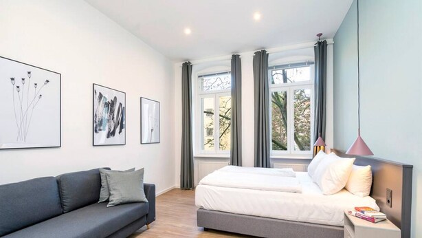 3 soverom, safe på rommet, strykejern/-brett og reiseseng for barn