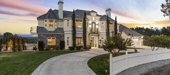 Chateau Vino - French Style Chalet