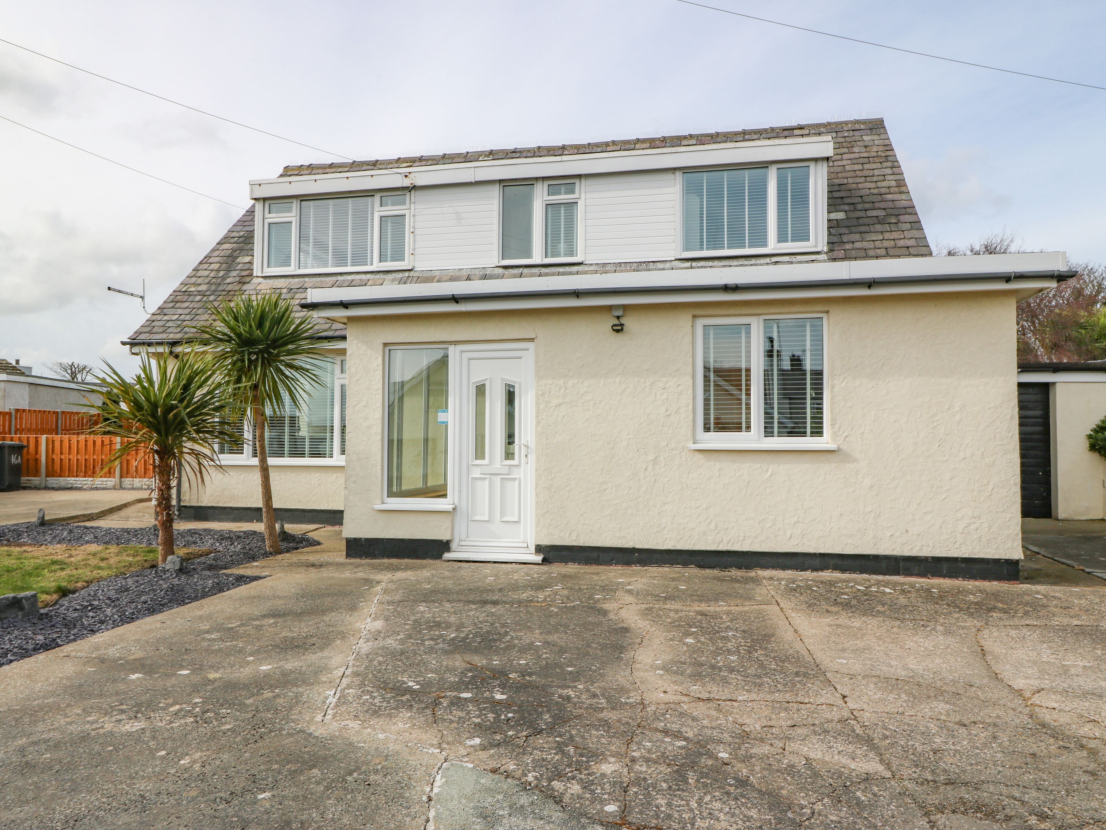 Cottage | Front of property