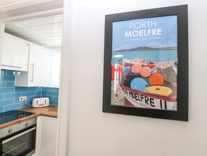 Cottage | Interior - Bryn Derw Bach (Moelfre)