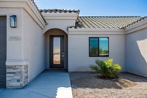 Exterior detail - Stunning New Build | Heated Pool & Spa (Lake Havasu City)