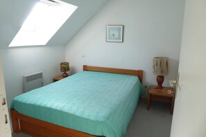 2 bedrooms