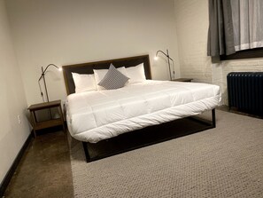 1 bedroom, individually decorated, individually furnished