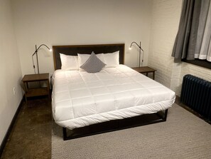 1 bedroom, individually decorated, individually furnished
