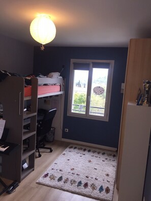 3 Schlafzimmer, Bügeleisen/Bügelbrett, kostenloses WLAN, Bettwäsche