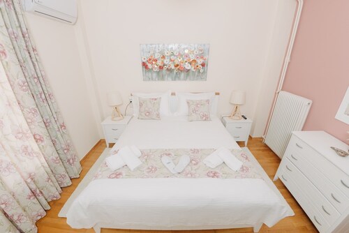 Best House, Psila Alonia Square Luxury, Patra