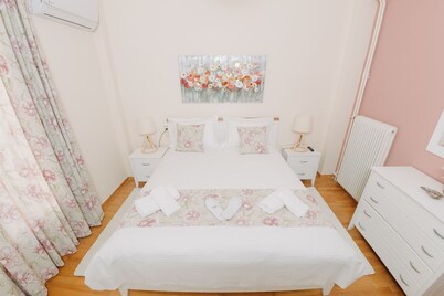 Best House, Psila Alonia Square Luxury, Patra