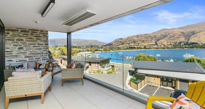 Luxury Lake View Summ