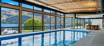 Luxury Lake View Studio