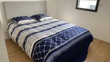 3 chambres, fer et planche Ă repasser, lit parapluie, Wi-Fi