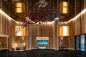 Lobby - HUALUXE Shanghai Changfeng Park by IHG (Shanghai)