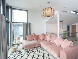 Cottage | Living room