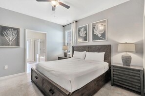 7 bedrooms, desk, iron/ironing board, travel cot - Private Heated Pool & Spa | Themed Home | 20 min to Disney (Kissimmee)