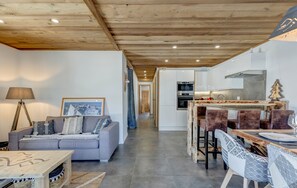 Interior - Les Nards - Appartement Cosy et Authentique (Praz sur Arly)