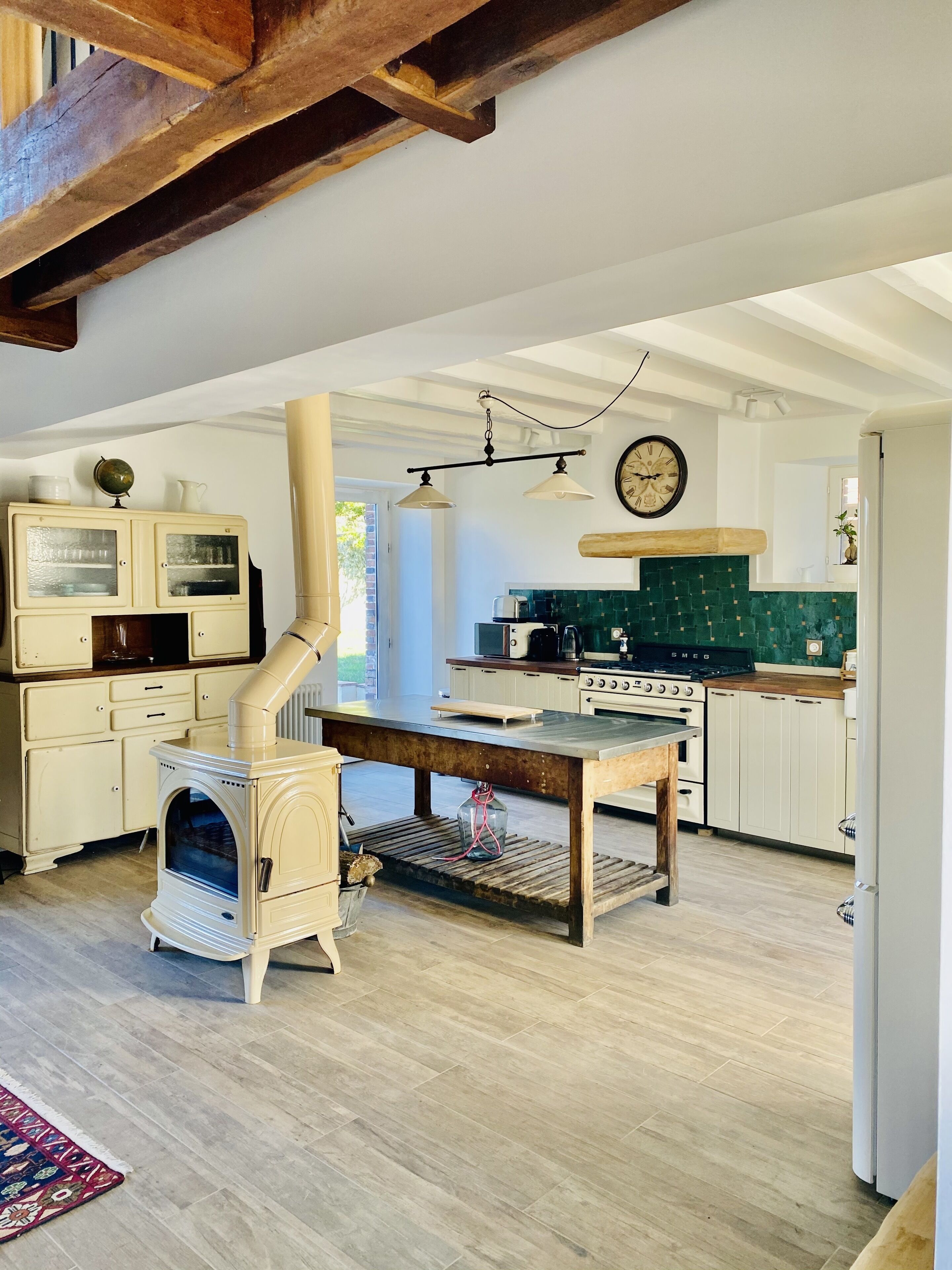 Country house swimming pool 1h15 Paris / 25min from Fontainebleau 