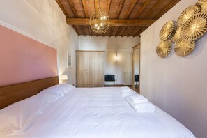 Comfort-Apartment | 1 Schlafzimmer, hochwertige Bettwaren, Daunenbettdecken