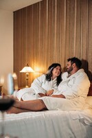 Ropa de cama hipoalergénica, cubrecamas y cortinas blackout 