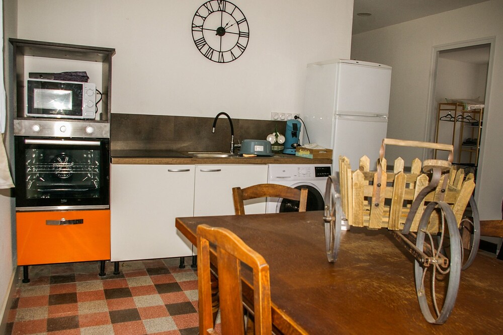Apartment "Elsa's holidays" renovated near the city center.