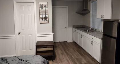 a sweet moder apt studio 10 minutes away from northwoods mall