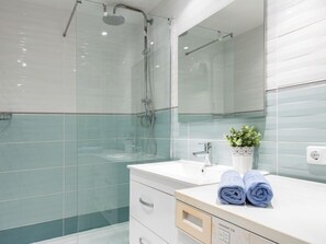 Hair dryer, towels - Apartment Bahia by Interhome (Empuriabrava)