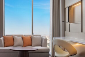 Premier Room, 1 King Bed, Smoking, City View (City View) - Jeddah Marriott Hotel Madinah Road (Jeddah)
