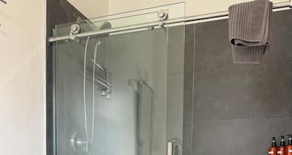 World Cup 2026 / City Explorer Free Parking / Washer Dryer 3Bed 2Bath / 12ppl