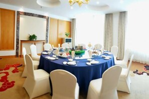 Unclassified image, 2 of 57, button - Yuanli International Hotel (Suichang)