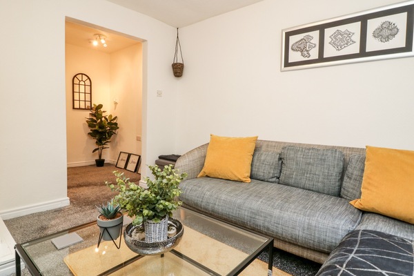 Cottage | Interior