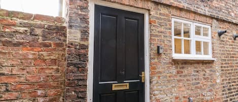 Cottage | Front of property