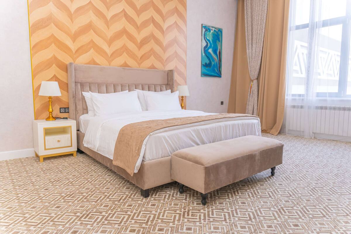 Chambre Affaires, 1 très grand lit, non-fumeur