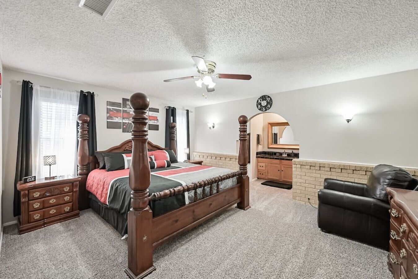 Historic 3 Bedroom Home in Heart DFW w/Gameroom+