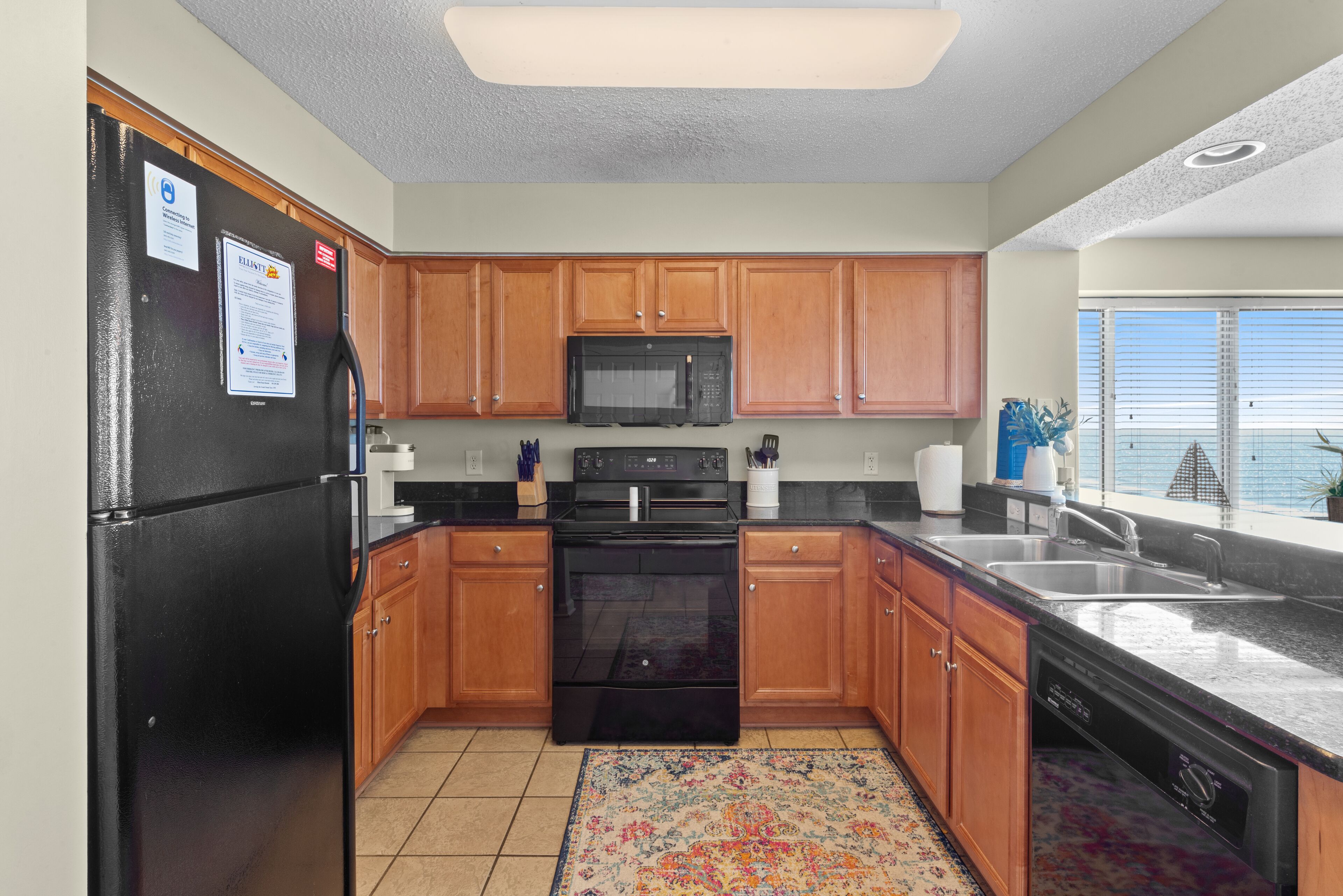 Crescent Shores North Tower 801-4BR/3BA Oceanfront condo