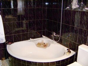 Hårføner og håndklær