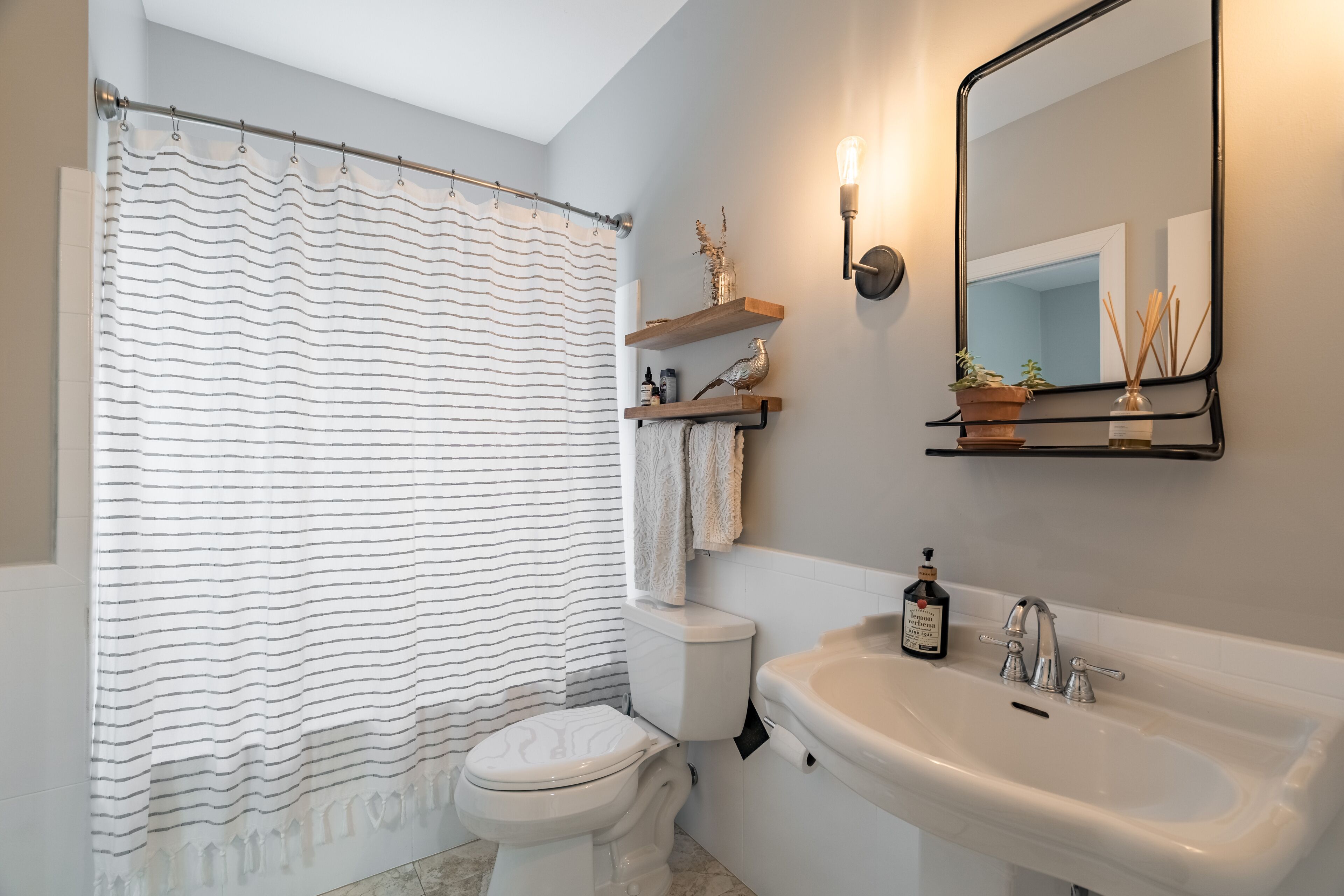 Low Country Living @ Lake Iamonia with Golf Cart