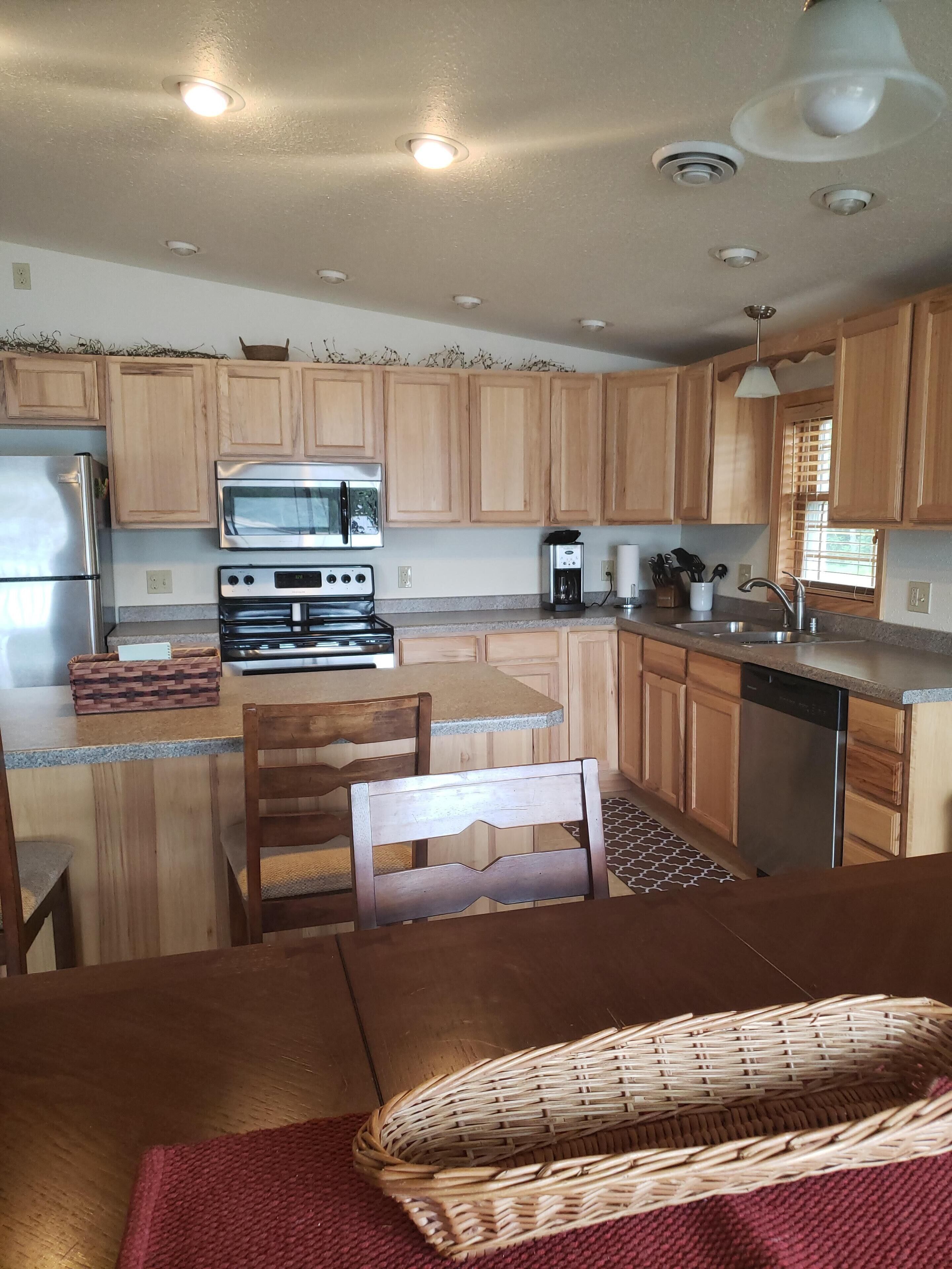 Mississippi Cabin-- fully furnished