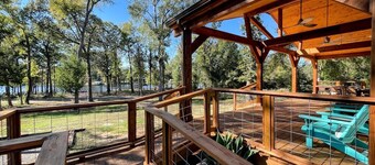 Stargazer Waterfront Luxe Retreat ✨Sand Beach 🎣Awesome Fishing🔥Campfires🛶Kayaks