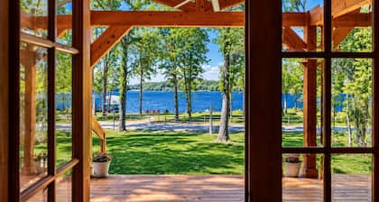 Stargazer Waterfront Luxe Retreat ✨Sand Beach 🎣Awesome Fishing🔥Campfires🛶Kayaks