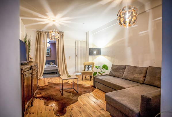 Appartement classique | 1 chambre, bureau, accès au Wi-Fi (inclus), literie fournie