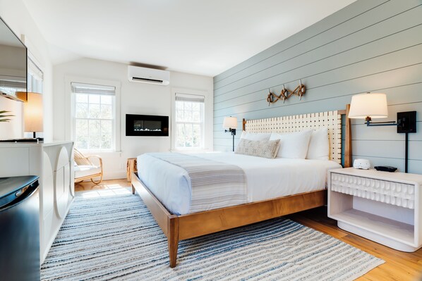 Habitación estándar, 1 cama King size | Ropa de cama de alta calidad, wifi gratis y ropa de cama 