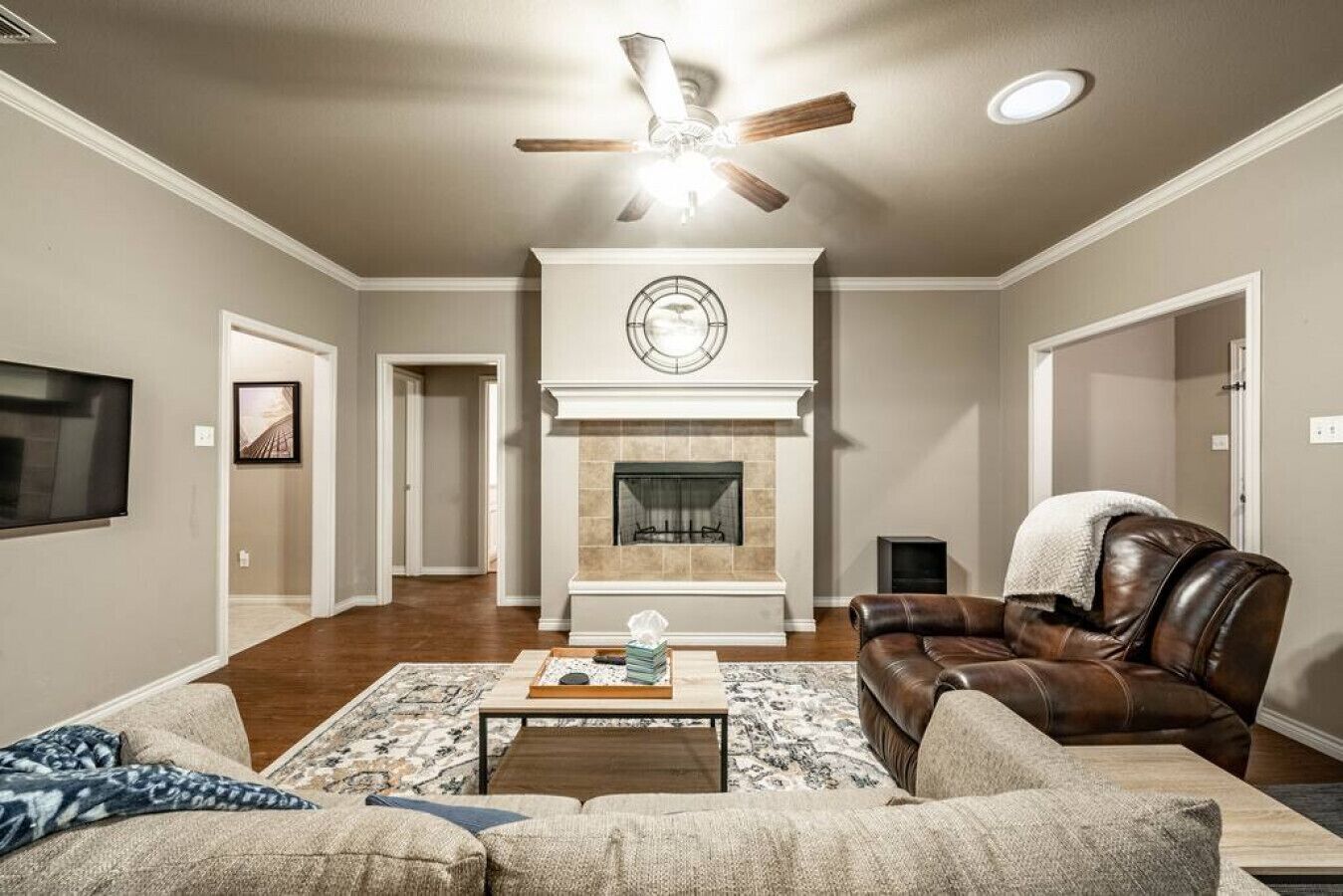 Cozy Cul-de-sac - 3BR/2BA - Stylish Stay