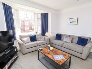 Cottage | Living area
