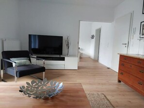 Smart TV, books